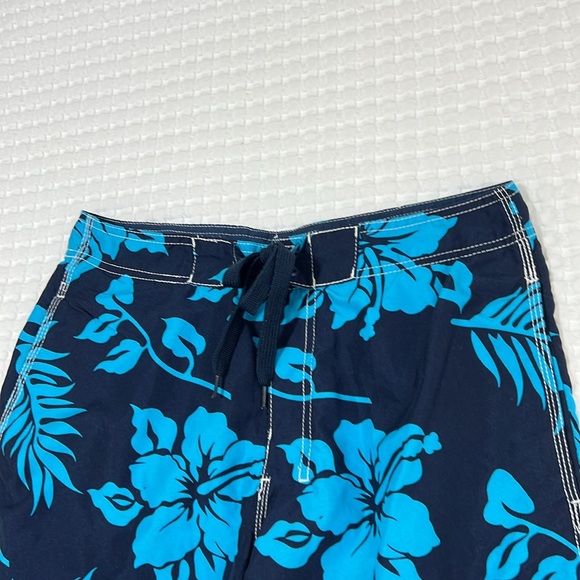 Kanu Mens Blue Hibiscus Surf Board Shorts - Picture 2 of 8